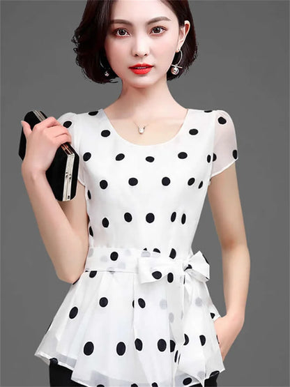 Ladies' summer fashionable age-reducing polka dot short-sleeved chiffon shirt, ladies' short-sleeved round neck fitted waist tem