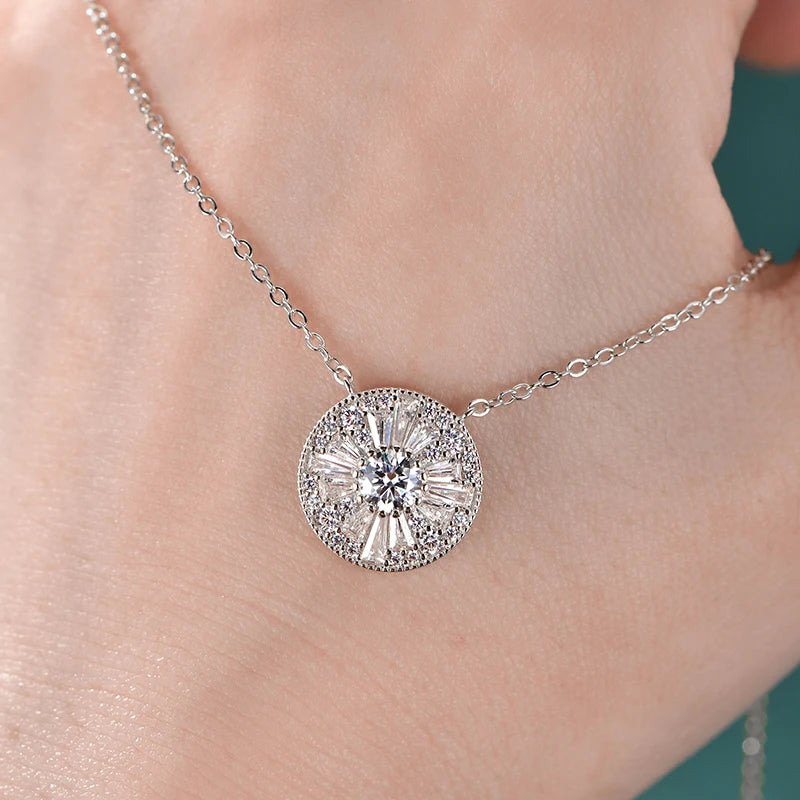 Rrjzz 5mm D-Color Mossanite Women Pendant Necklace with GRA Jewelry Gifts Lucky Disc-shaped Trapezoidal CZ Lab Diamond Necklace