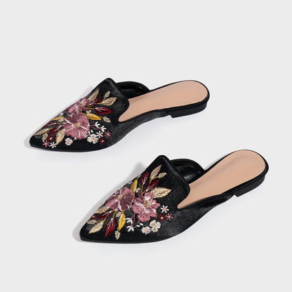 Silk Embroidery Mules Shoes Woman Brand Luxury Slippers Flats Pointed Toe Slides Floral Home Slippers Cozy Slip On Flip Flops