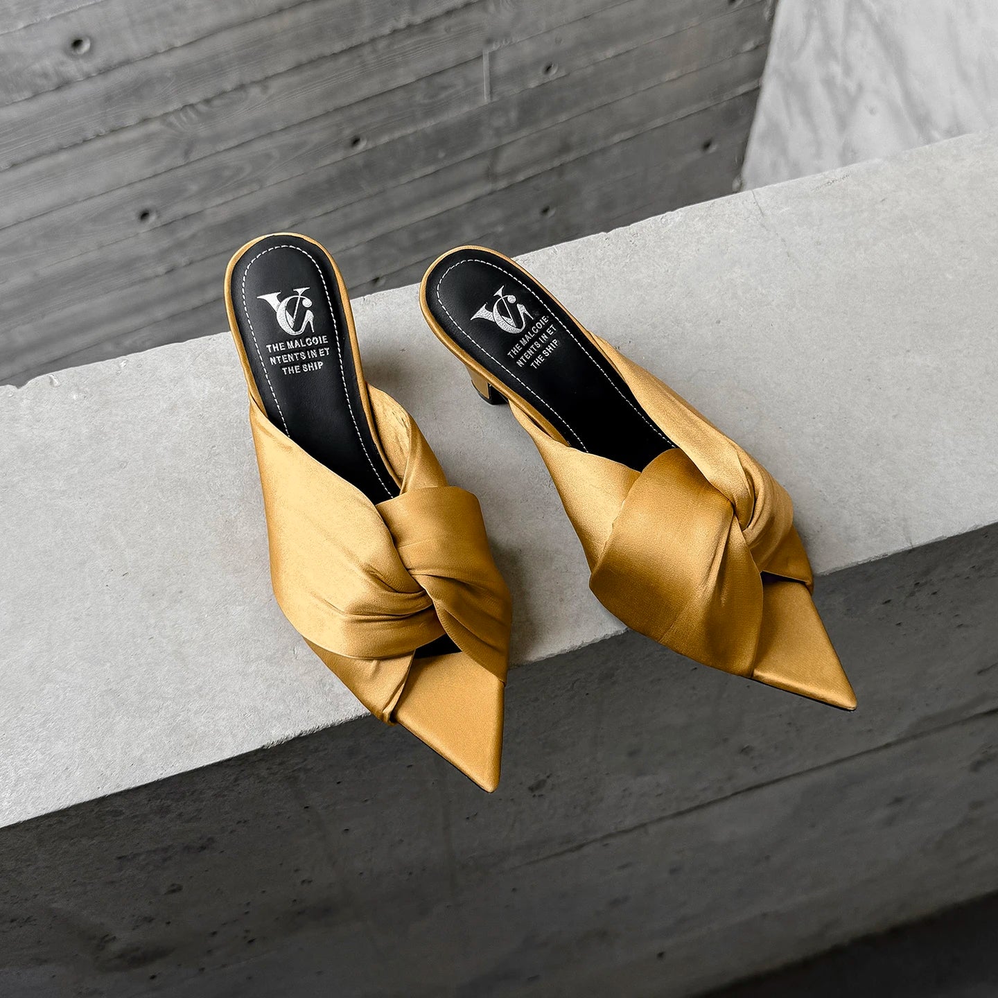 Women's Summer Sandals Luxury Satin Elegant Lady Pumps And Heels Peep Toe Dresss Party Wedding Shoes Pleated Sandal
