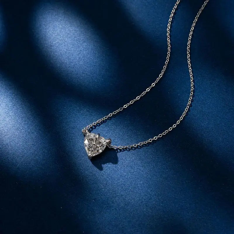 CKT Platinum Pt950 1ct Heart-Shaped Moissanite Crystal Necklace, Women'S Diamond Pendant, Clavicle Chain Jewelry Gift