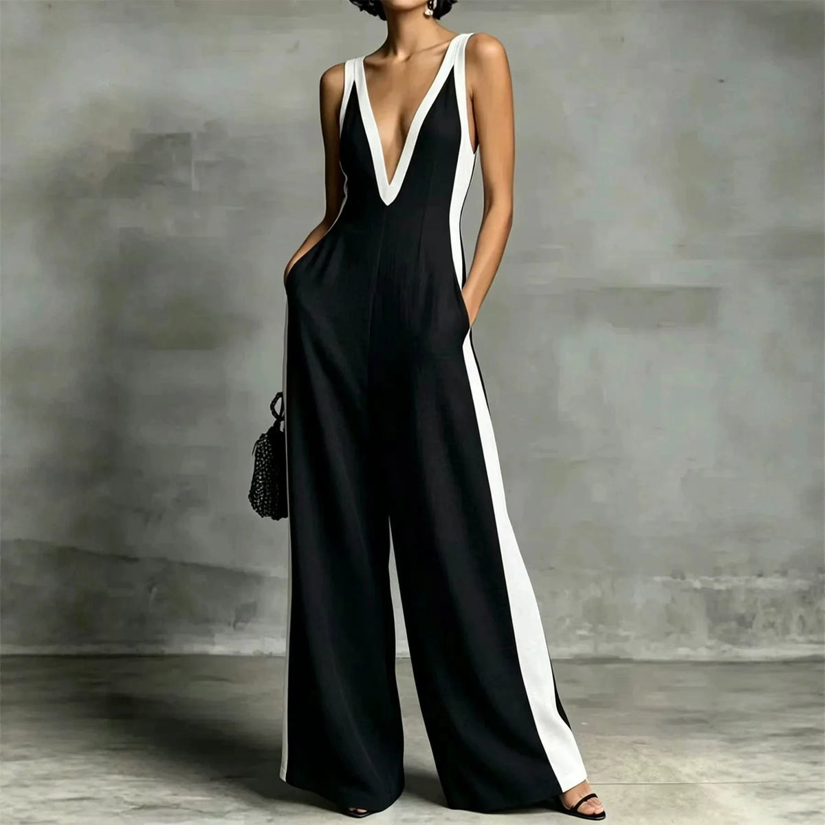 2026 summer new fashion women's V-neck sleeveless contrasting color suspender wide-leg jumpsuit