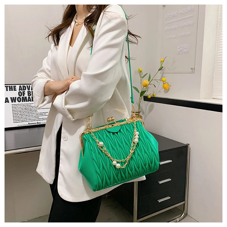 New Summer Women's Shoulder Bag Thick chain Handbag Sense of luxury Ladies Clouds Crossbody Messenger Bags Designer PU Women Bag