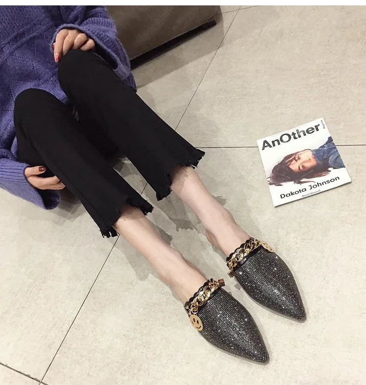 2025 New Summer Shoes for Women Luxury Slipper Girl Bling Crystal Chain Casual Flat Sandals Girl Pointed Toe Slides