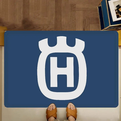 H-Husqvarna Logo Floor Mat INS Style Soft Bedroom Floor House Laundry Room Mat Anti-skid Household Carpets