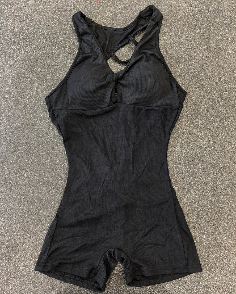 Women's Sexy Backless Rompers Criss Cross Bodycon One Piece Halter Hips Lifting Yoga Bodysuit Short Jumpsuits With Chest Pads