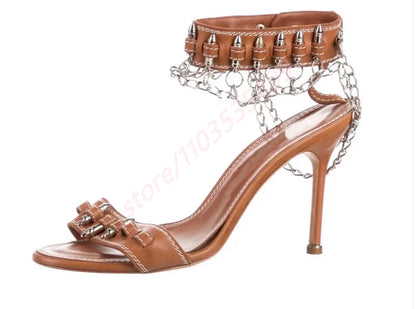 New Catwalk Bullet Chain Roman Sandals 2025 Summer Sexy Ladies Stilettos Black/brown Fashion Party Casual Open Toe Sandals