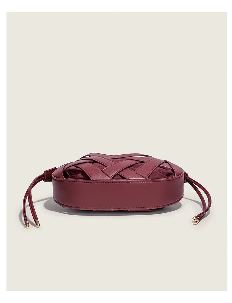Fashion Woven Hollow Women Handbags Luxury Designer Ladies Shoulder Messenger Bag Small Totes Tassel Lady Composite Bag Burgundy