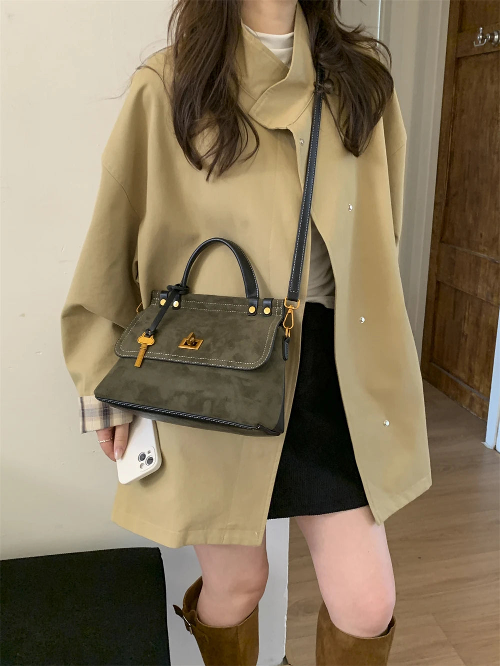 High Quality Retro Top-handle Bags For Women 2025 Winter New Designer Handbags Luxury Flap Shape PU Suede Shoulder Crossbody Bag