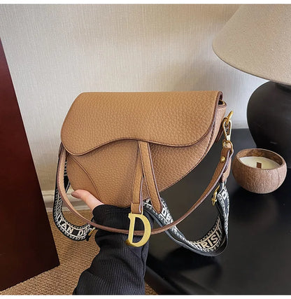 IMJK 24*20*6cm Hot Selling Light Luxury Underarm Saddle Bag, New Niche Design, Casual Shoulder Crossbody Bag Bags