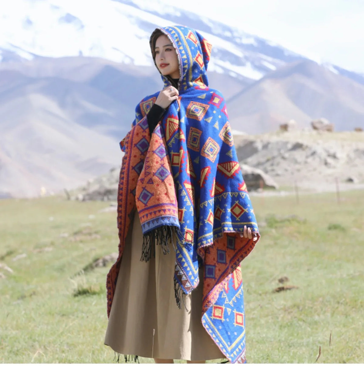 GypsyLady Bohemian Vintage Chic Cloaks Capes Hooded Blue Women Autumn Warm Knitted Ethnic Capes Tassels Cloak Poncho Outwear New
