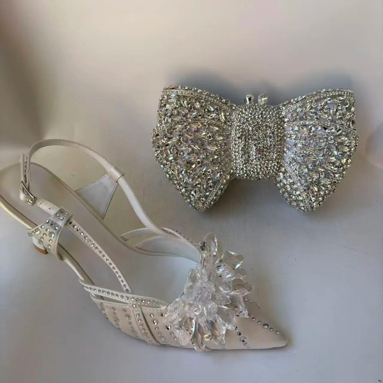 Insightlink Latest Shoes Women Luxury Rhinestone Crystal Pumps 2024 New Fashion Slippers Sandals Party Low Heels Elegant Italian