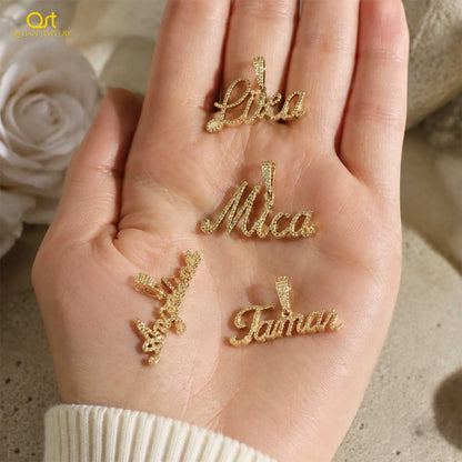 Qitian Customized Cursive Name Pendant Moissanite Iced Out Personalized Name Necklace Gold Plated Custom Pendant Gift For Women