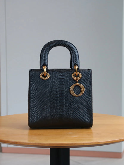 2026 New Fashion Luxury Snake Lady Handbag Niche Design Advanced Texture Temperament Exotic Small Bag Commuter Joker Shoulder Me