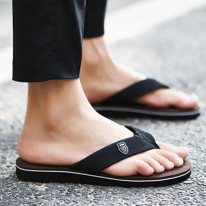 Men Flip Flops Beach Sandals Summer Slippers Non-Slip Casual Flat Shoes 2024 Slippers Indoor House Shoes For Men Outdoor Slides