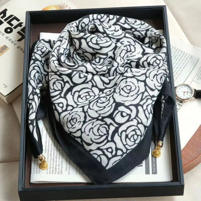 2026 new magnetic buckle silk scarf for women's small square scarf for autumn and winter warmth and cold resistance, fashionabl