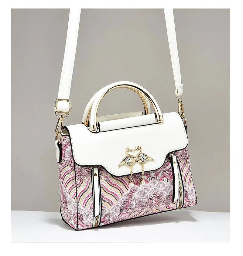 New Women bag  for shoulder bag leather handbag sac a main femme luxury designer Carrying a ox-skin bag under one shoulder bag