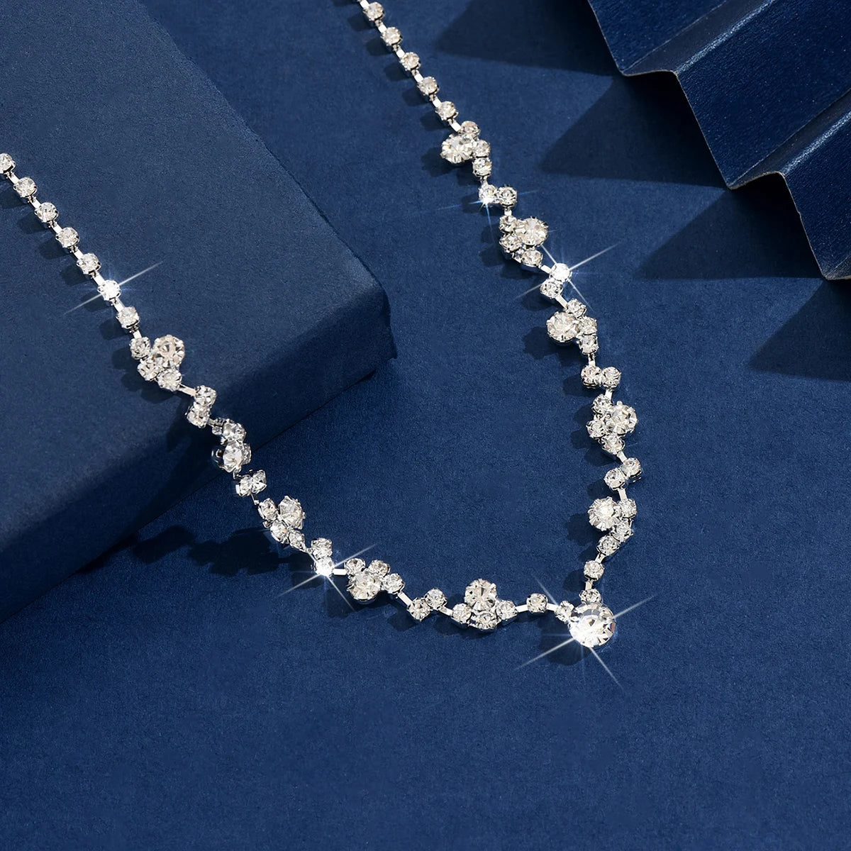 Simple and Exquisite Full Diamond Necklace Jewelry Hot Selling Necklace Full Diamond Collarbone Dinner Dress Light Luxury Elegan