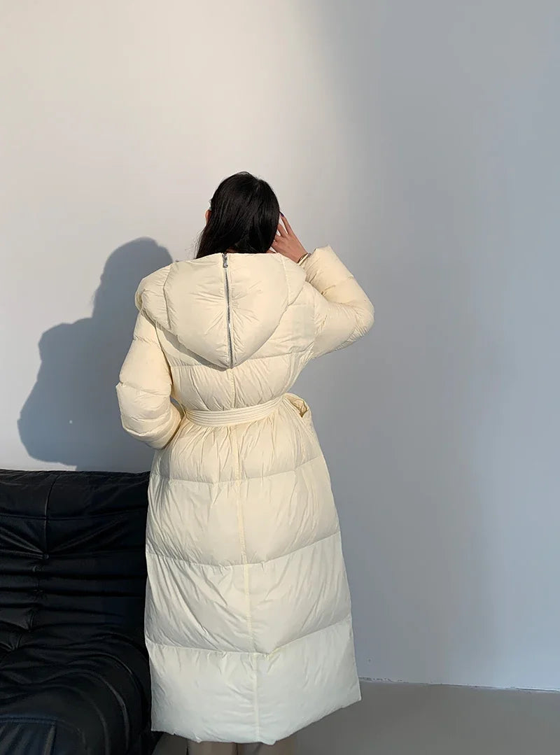High end Ultra long White goose down Jacket For women Winter 2025 New Fashion Down Coat Female Thicken Parka Overcoat with belt