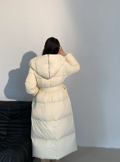 High end Ultra long White goose down Jacket For women Winter 2025 New Fashion Down Coat Female Thicken Parka Overcoat with belt