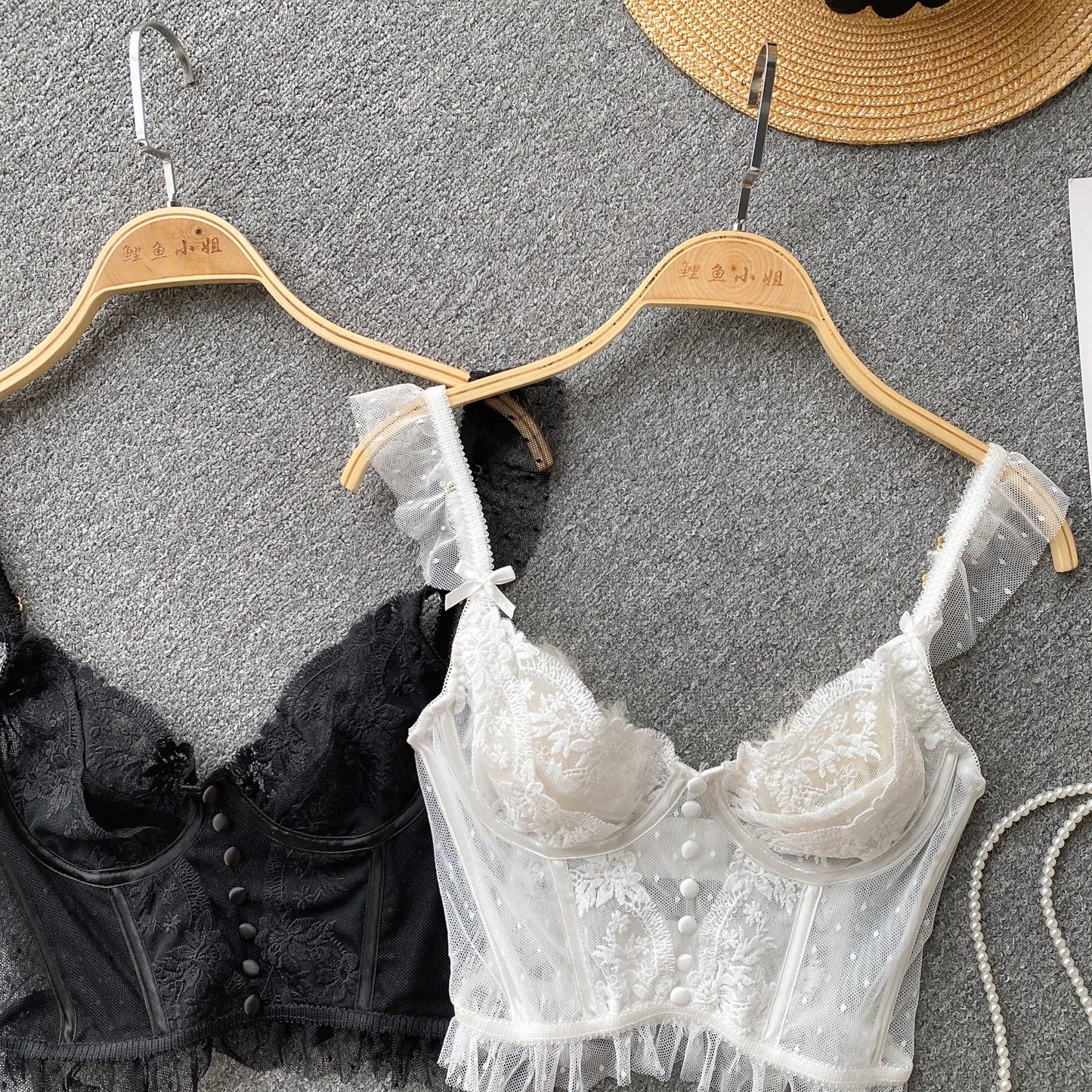 French Chic Sexy Woman Sleeveless Skinny Backless Female Corset Camis Lace Sheer Spaghetti Strap Hotsweet Tank Tops Dropshipping
