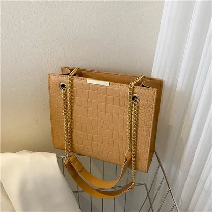 2026 Fashion Luxury Female Crossbody Bags for Women Designer Shoulder Bag Chain Solid Color Messenger Bag Handbags