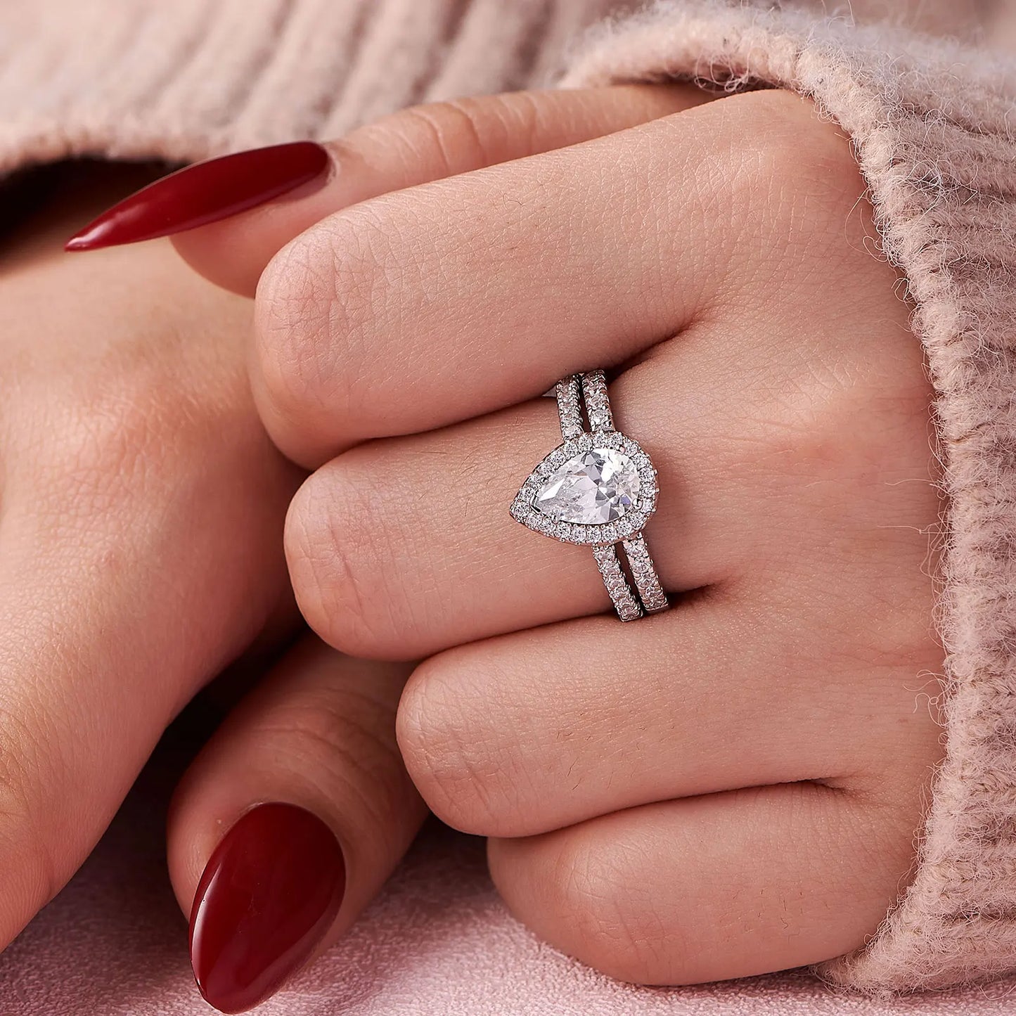 Newshe 2 Pieces Certified Full Moissanite Pear Wedding Ring Sets for Women Solid 925 Sterling Silver Bridal Luxury Jewelry