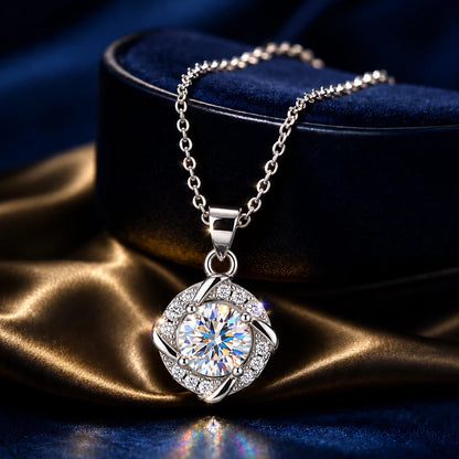 Women's Moissanite Pendant Necklace D Color VVS1 Halo Design S925 Silver Jewelry with GRA Certificate Wedding Birthday Gift