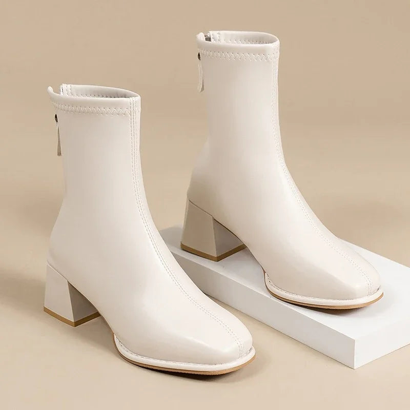 High-quality square-toe platform short boots for ladies, 2025 new fashion trend Wide heel, back zipper, large size women's boots
