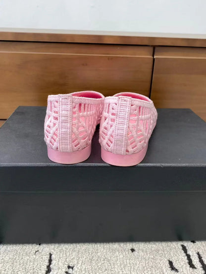 Luxury Brand Casual Flats Women's Fashion Slip-on Casual Shoes Hand-woven Versatile Flats Retro Casual Shoes Woven Cutout Design