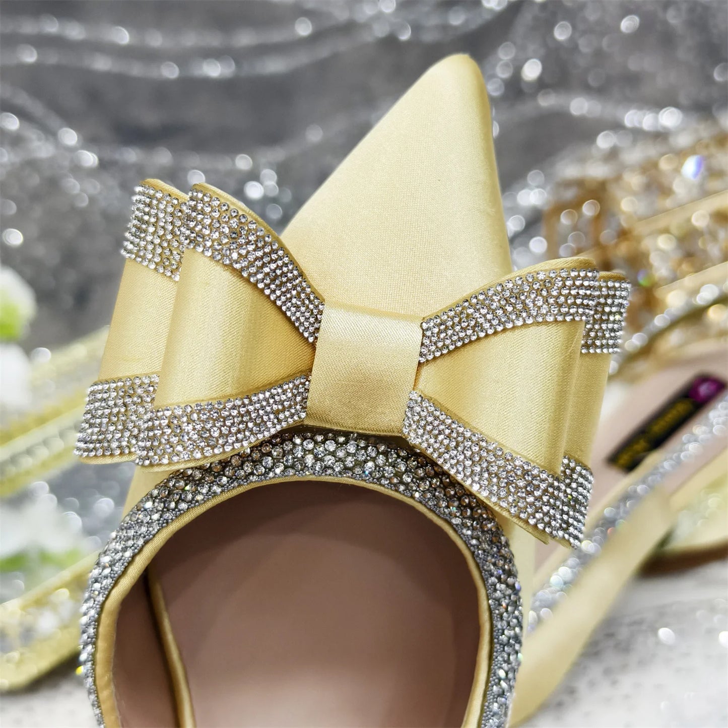 Venus Chan Italy Design 2025 New INS Shoes and Bag to Match Wine Colour Pointed-Toe Rhinestone Bow Party Women's High Heels