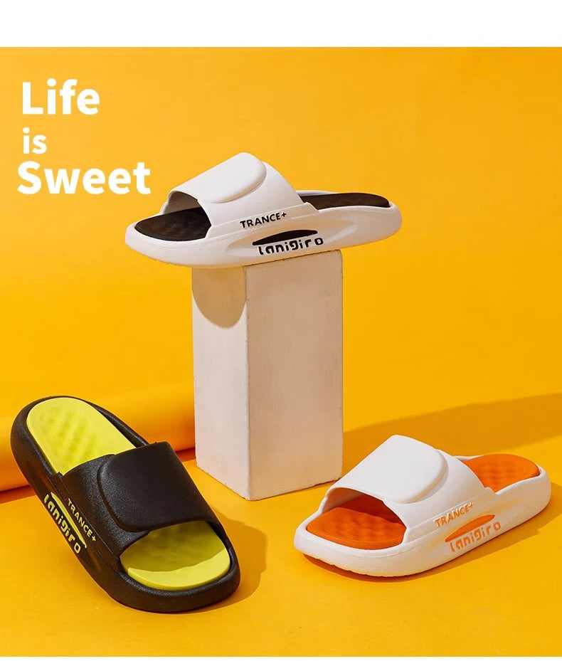 2025 New Men's Summer Slides - Trendy Outdoor/Indoor Slippers Non-Slip & Odor-Resistant Couple Matching Sandals for Home/Beach