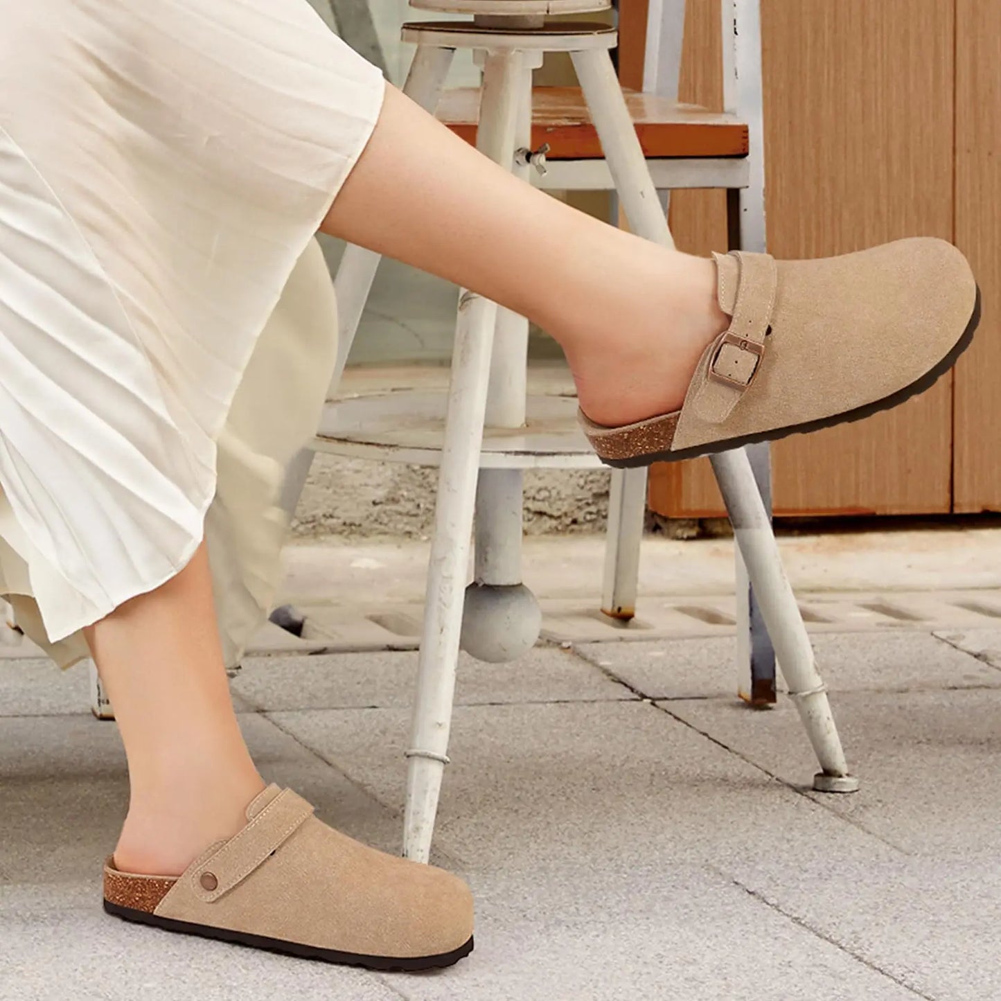 Litfun New Fashion Women's Clogs with Adjustable Strap Cork Footbed Leather Mules with Arch Support Unisex Outdoor Potato Shoes