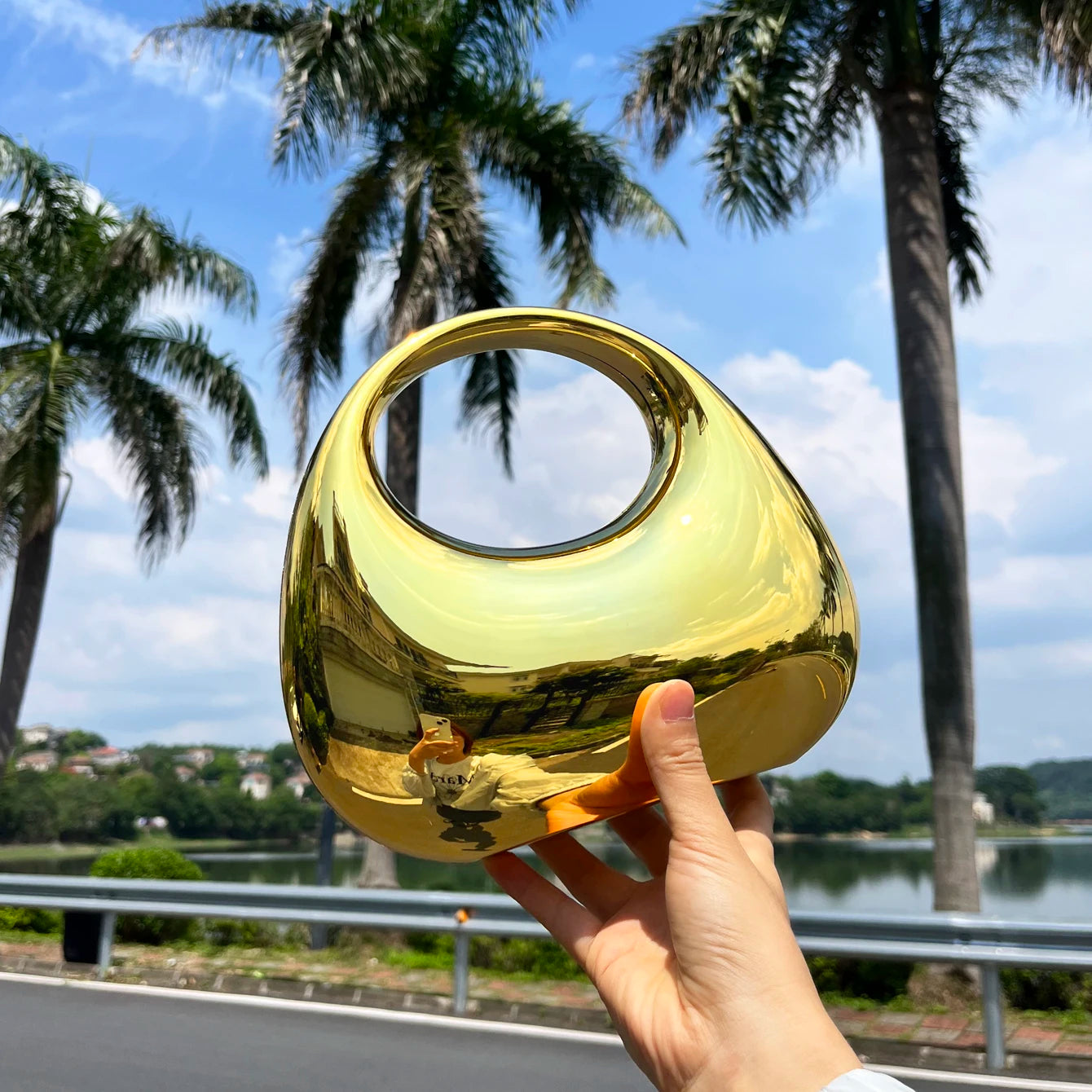 Golden Evening bag Purses and handbag luxury Designer shoulder bags moon bag Party Wedding Round Acrylic Shiny  Clutch purse