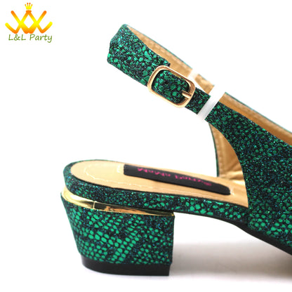 Pink New Arrivals Nigerian Women Shoes and Bag Set Italian Design Low Heels with Crystal Peep Toe Sandals for Party