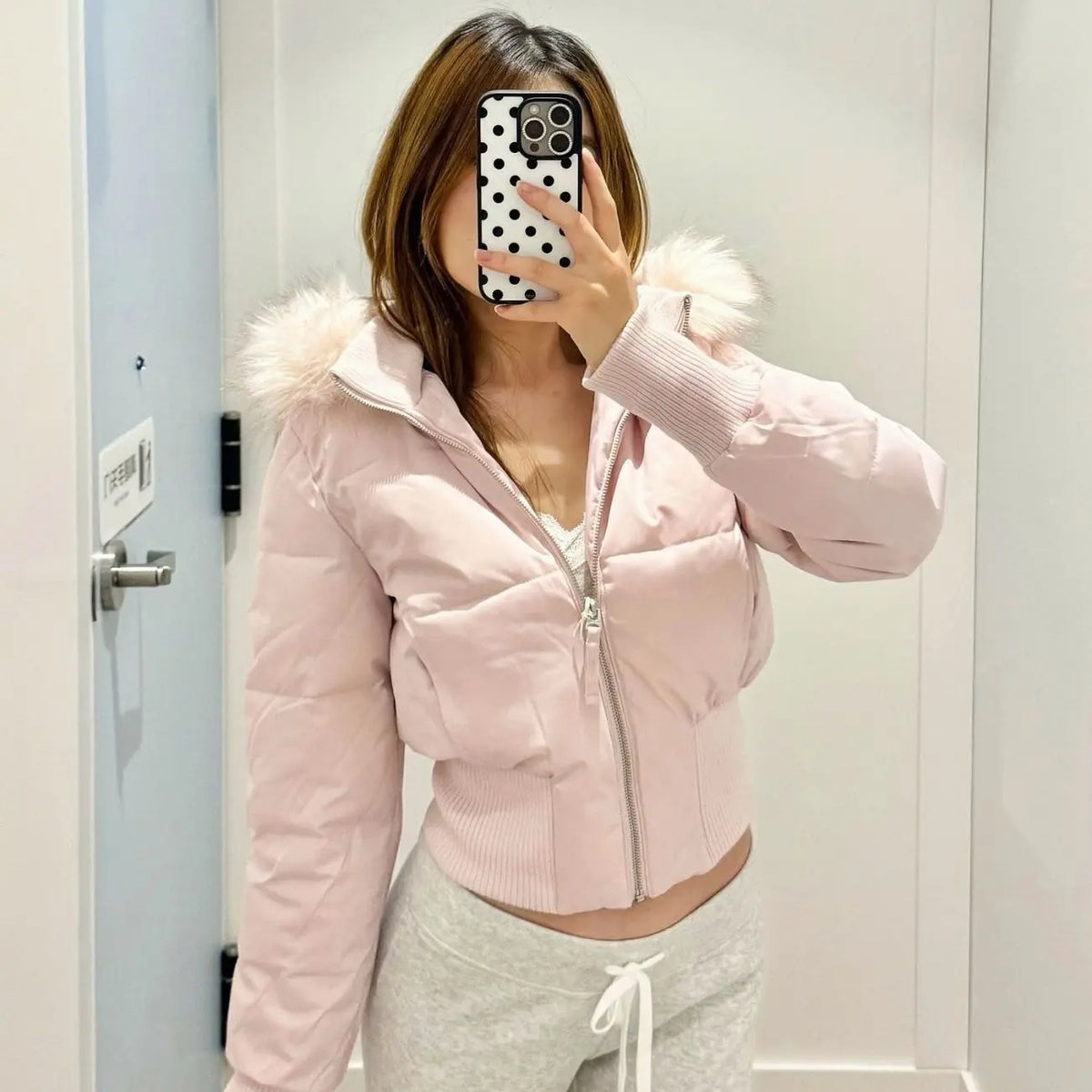 2026 Small Waist Short Cotton Clothes Large Fur Collar Heavy Industry Design Waist Slimming Versatile Fashionable Cotton Clothes