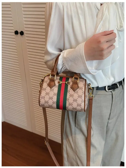 High-end Leather Diaper Bag for Ladies Vintage Fashionable Simple Commuter Backpack Business Mens Womens