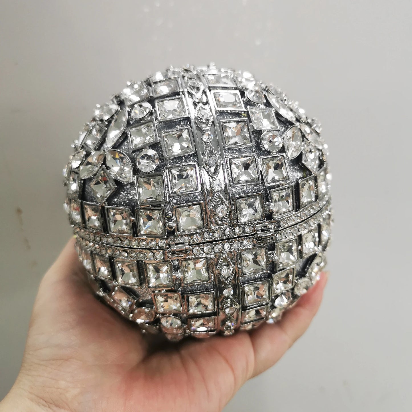 Woman Silver Crystal Stone Ball Shape Evening Bag Banquet Birthday Party Gift Lady Handbag Wedding Bridal Diamond Hollow Purse