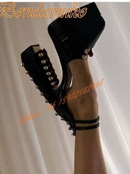 Metal Rivet Platform Sandals Pointy Toe Chunky High Heels Buckles Strap Women Sandals Spring Party Runway Shoes Designer Sexy