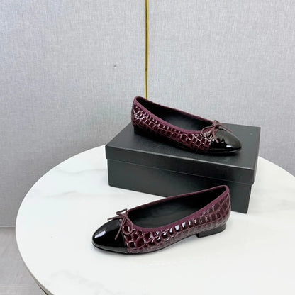 Luxury Brand Women's Slip-on Bow-accented  Low-heel Shoes Mary Janes Embossed Upper Patent Leather Versatile Casual Shoes