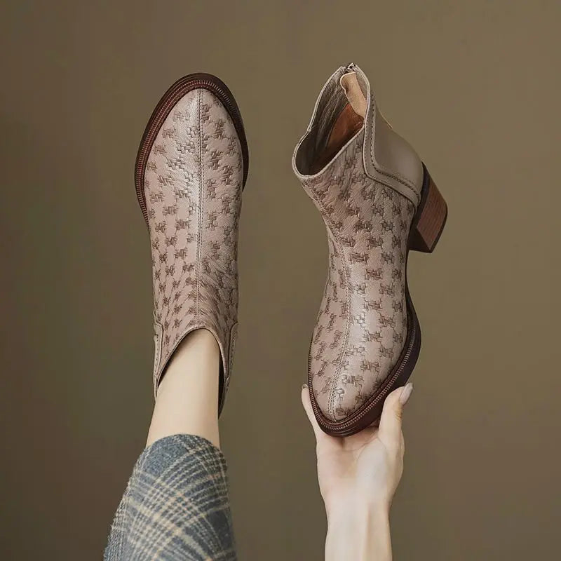 Leather Fleece-Lined Women's Ankle Boots Elegant Luxury Y2k Heeled Female Short Shoes New in Autumn Winter Pointed Toe Booties