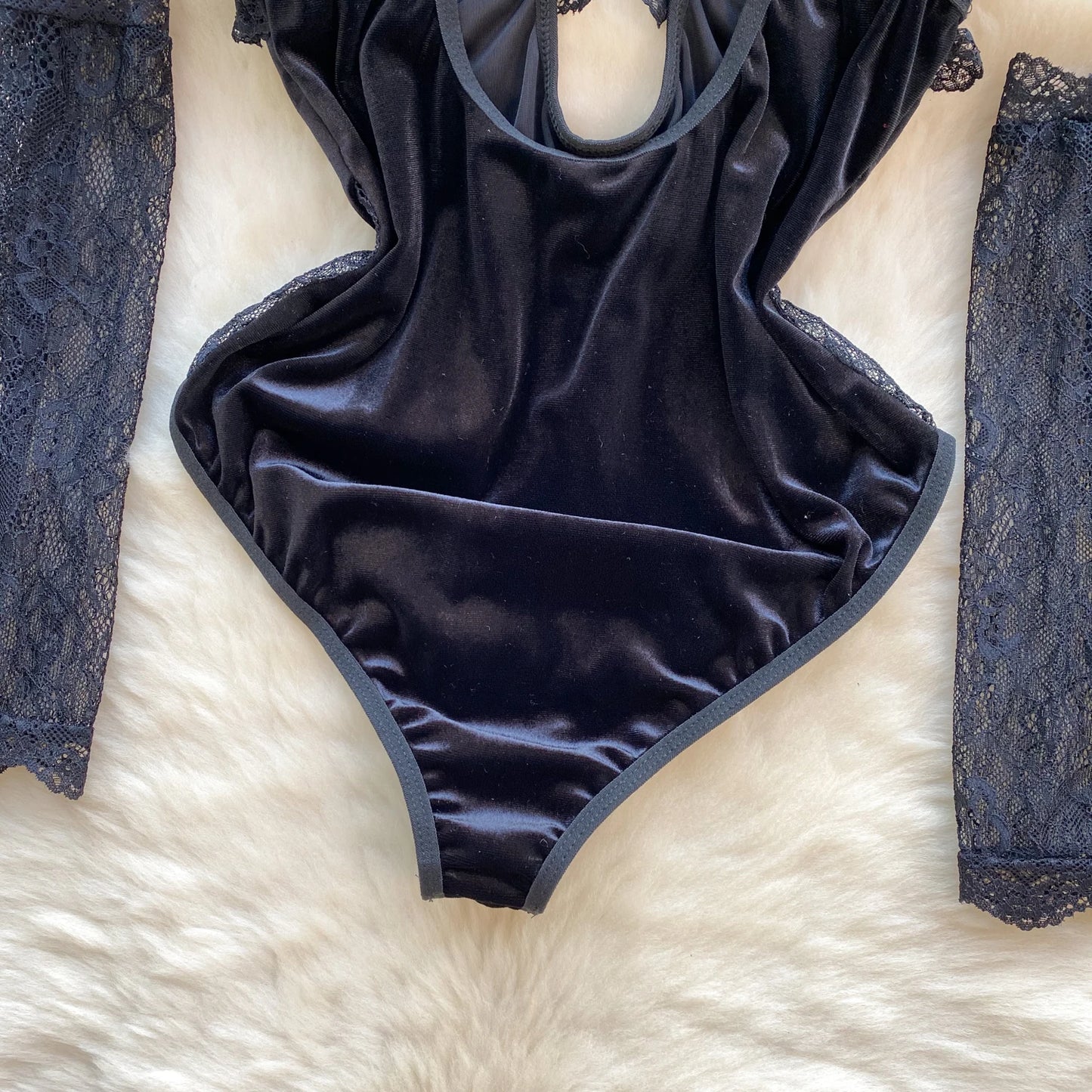 Women Lace Patchwork Velour Strappy Catsuits Fashion One Piece Combination Rompers Erotic Fashion Sexy Bunny Bodysuits Cosplay