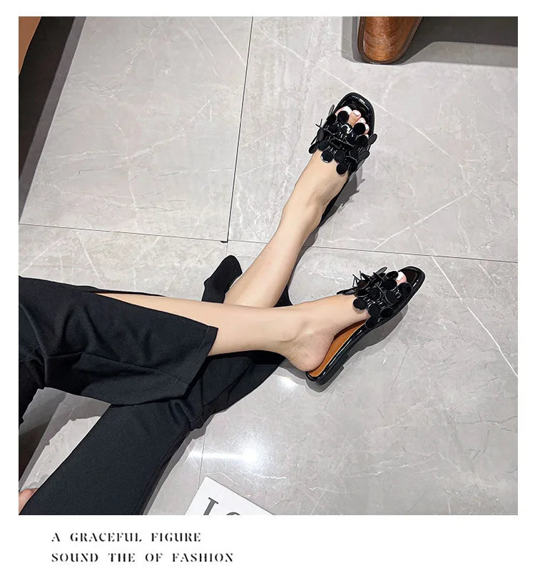 Luxury Floral Petal Flat Sandals Women 2025 Casual Slides Open Toe Sandalias Mujer Flipflops Home Slippers Femme Pantuflas Shoes