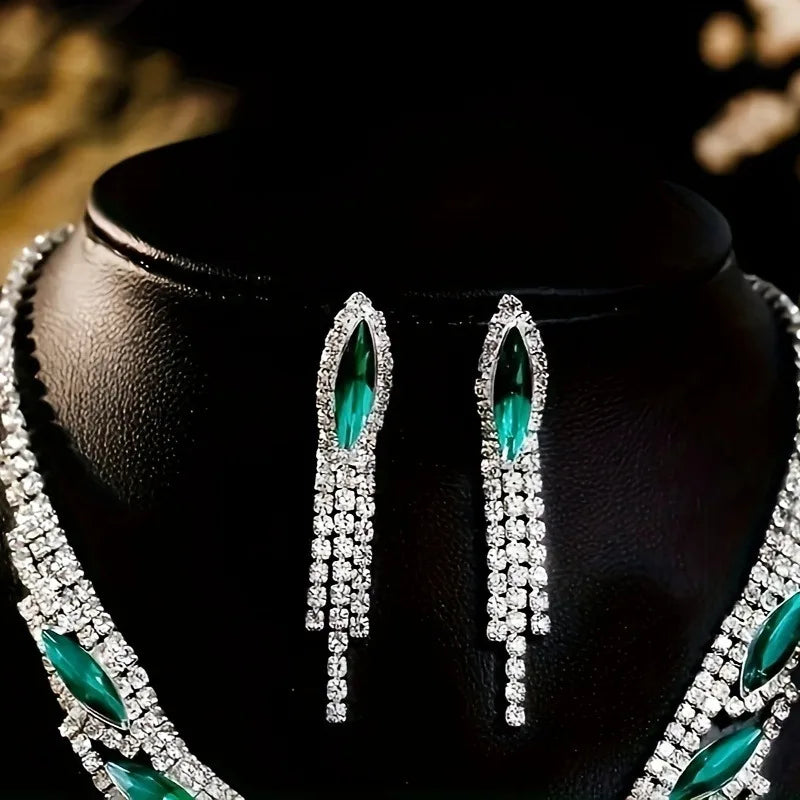Luxurious Tassel Jewelry Set for Women Necklace Earrings Elegant Style Perfect for Weddings Parties and Special Occasions