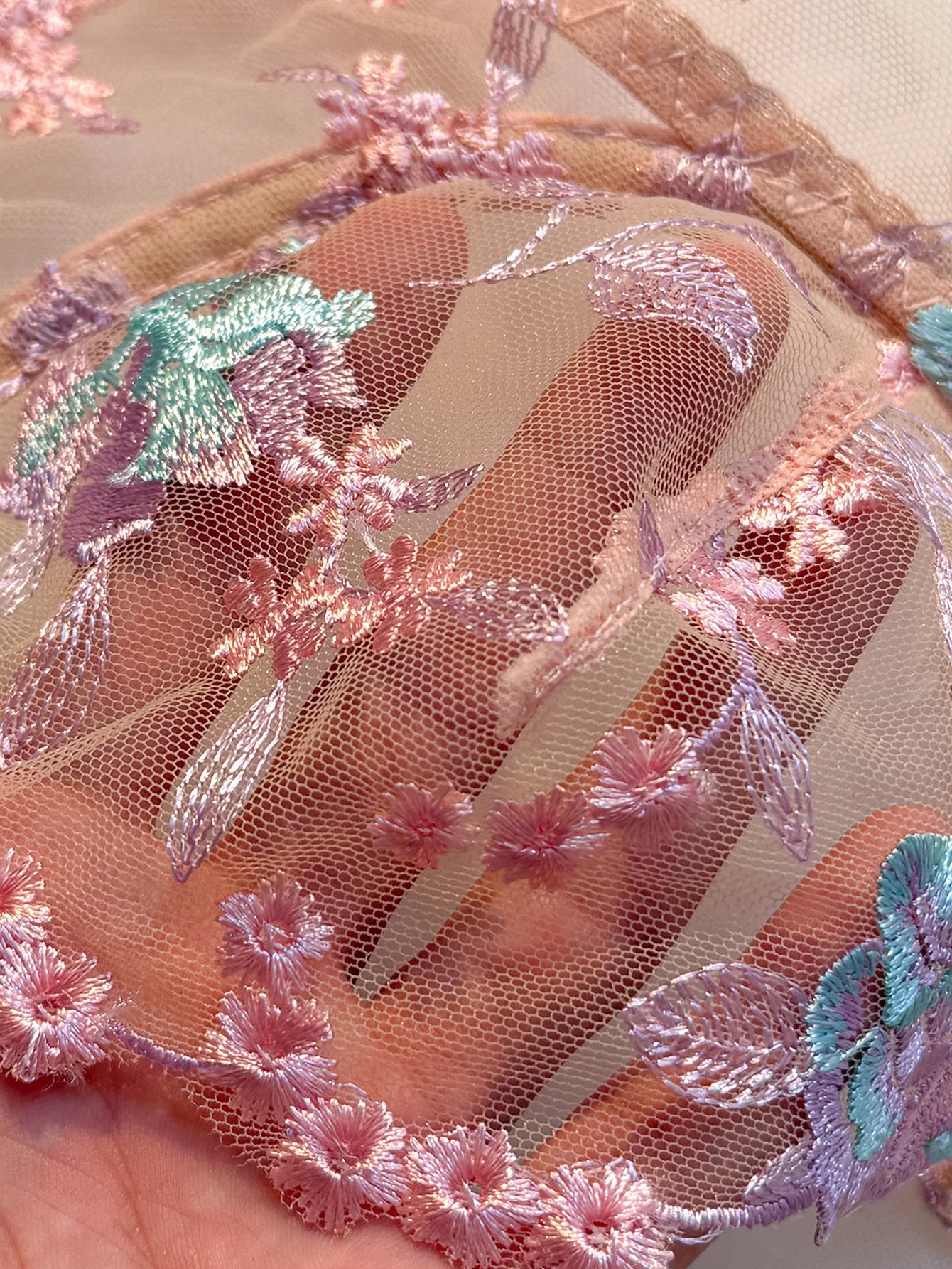 Sweet Pastel Pink Embroidered Ladies' Bra And Panties Set with Steel Ring Support Upper Cup Thin Seamless Daily Underwear