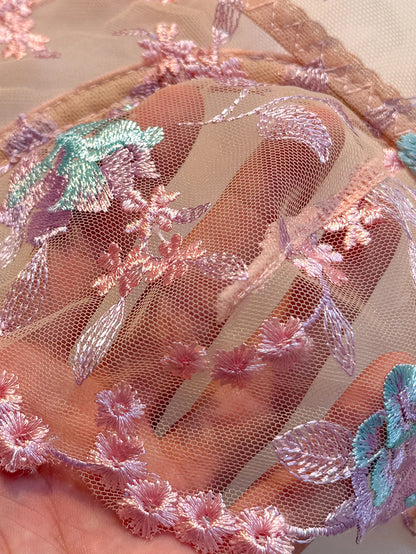 Sweet Pastel Pink Embroidered Ladies' Bra And Panties Set with Steel Ring Support Upper Cup Thin Seamless Daily Underwear