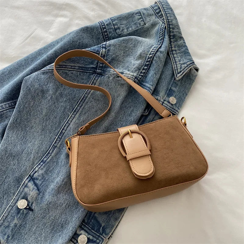 Woman Faux Suede Underarm Shoulder Bag Zipper Fastener Fashionable Cross Body Bags for Small Square Bag Suitable Daily Outfit