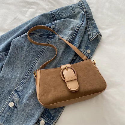 Woman Faux Suede Underarm Shoulder Bag Zipper Fastener Fashionable Cross Body Bags for Small Square Bag Suitable Daily Outfit