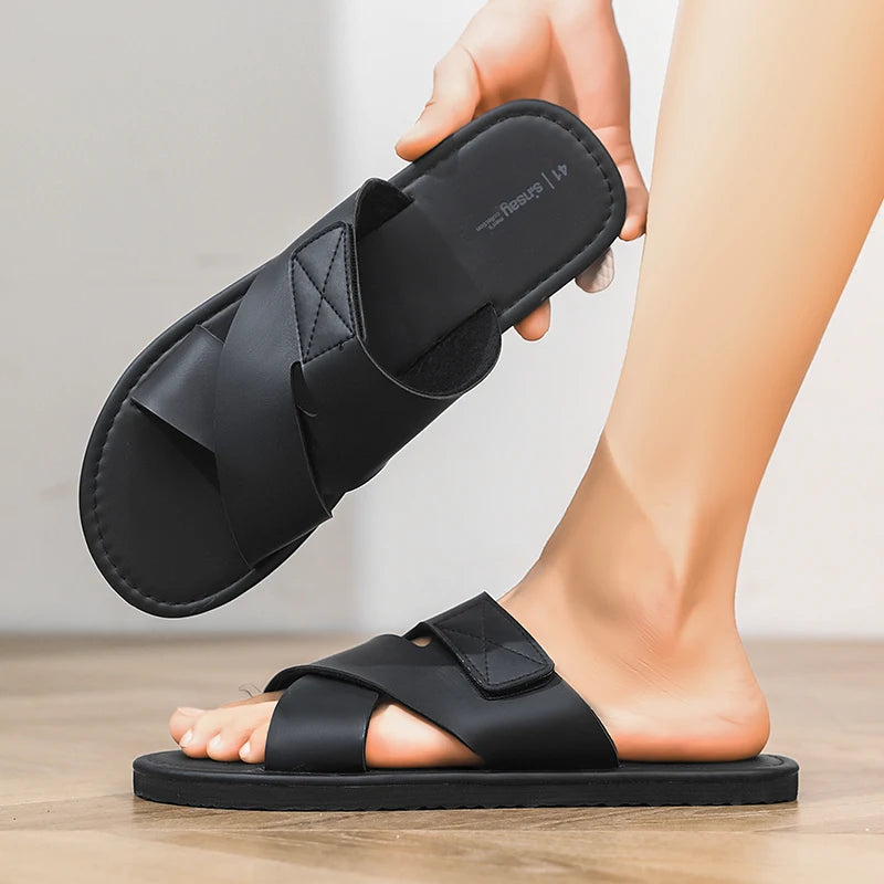 Men's slippers 2026 new summer leisure Korean fashion sports sandals light and comfortable flat bottom plus size sandals 46