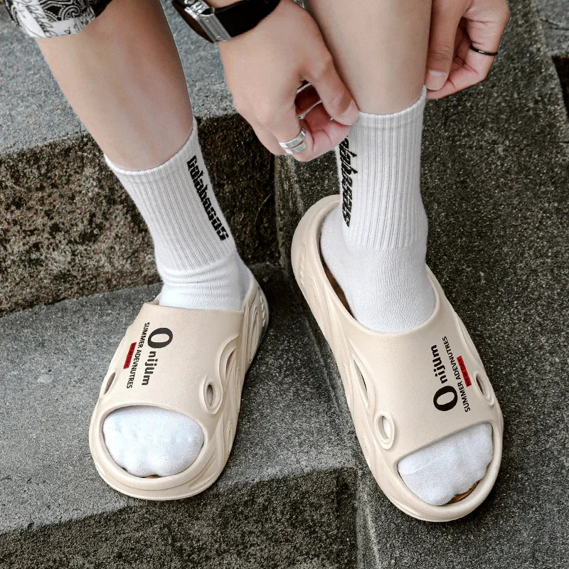 Summer Men's Massage Slippers Indoor Outdoor Sandals Beach Men Casual Shoes Comfortable Slides Flip-flop Men Women Home Slippers